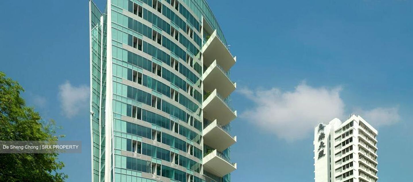 Arc 380 (D8), Office #495758121